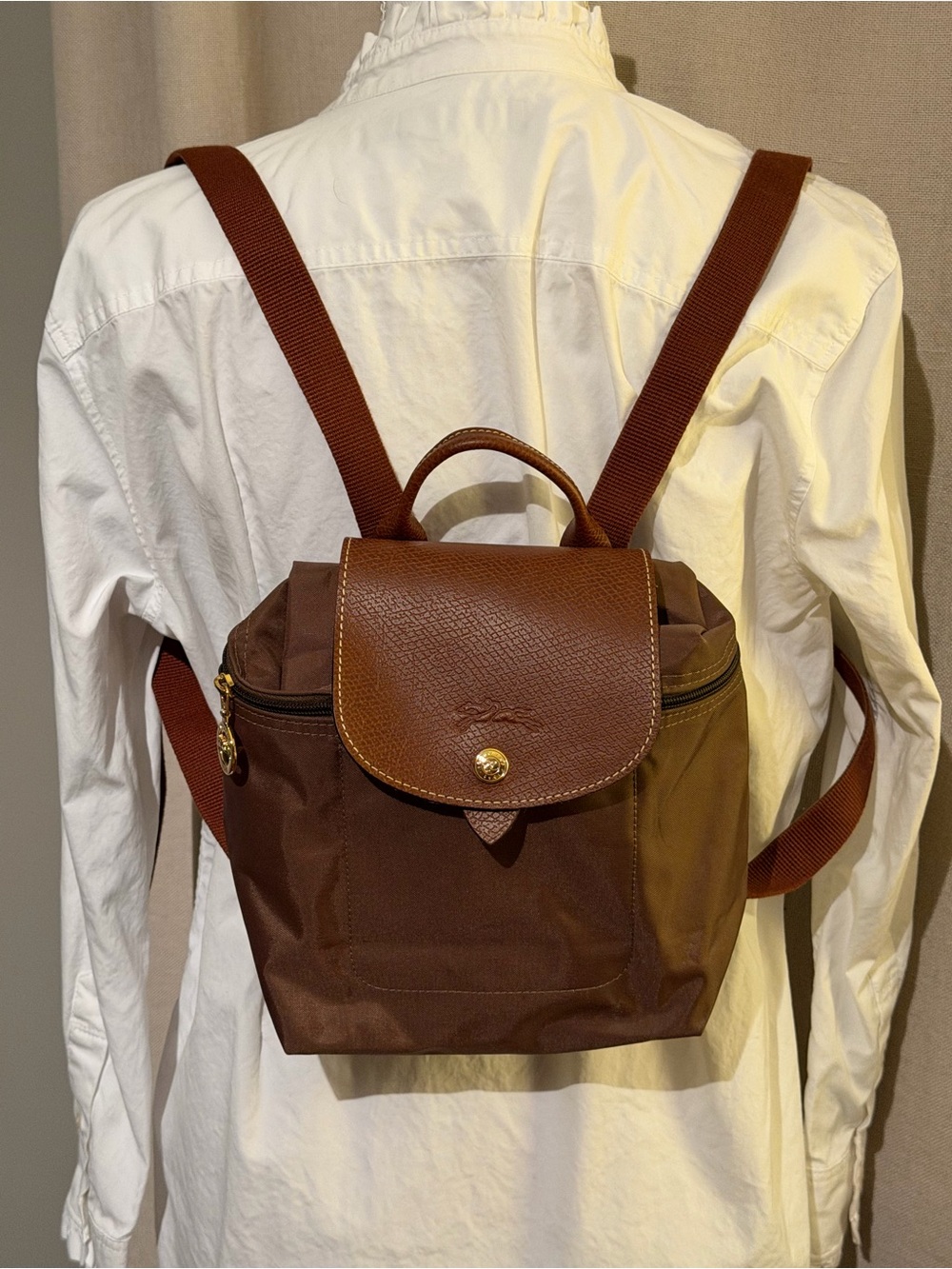 Longchamp Mini Le Pliage Women’s Brown Backpack Zip/Snap Closure Gold Hardware